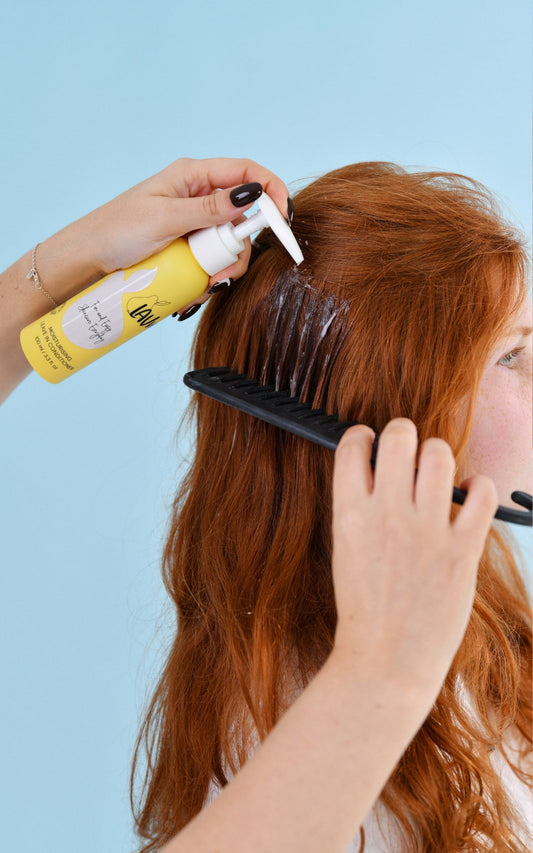 Lav Kids - Çocuk Nemlendiricili Durulanmayan Saç Köpüğü